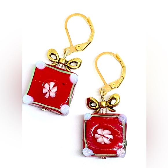 Hand Crafted Jewelry - Christmas Gift Box Red White w/Snow Lampwork Glass Gold Bow Lever Back Earrings